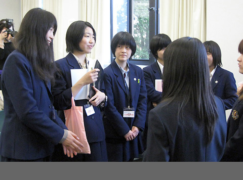 慶應義塾ニューヨーク学院(高等部) 学生と交流(第12回) 慶應義塾ニューヨーク学院(高等部) 学生と交流(第12回)
